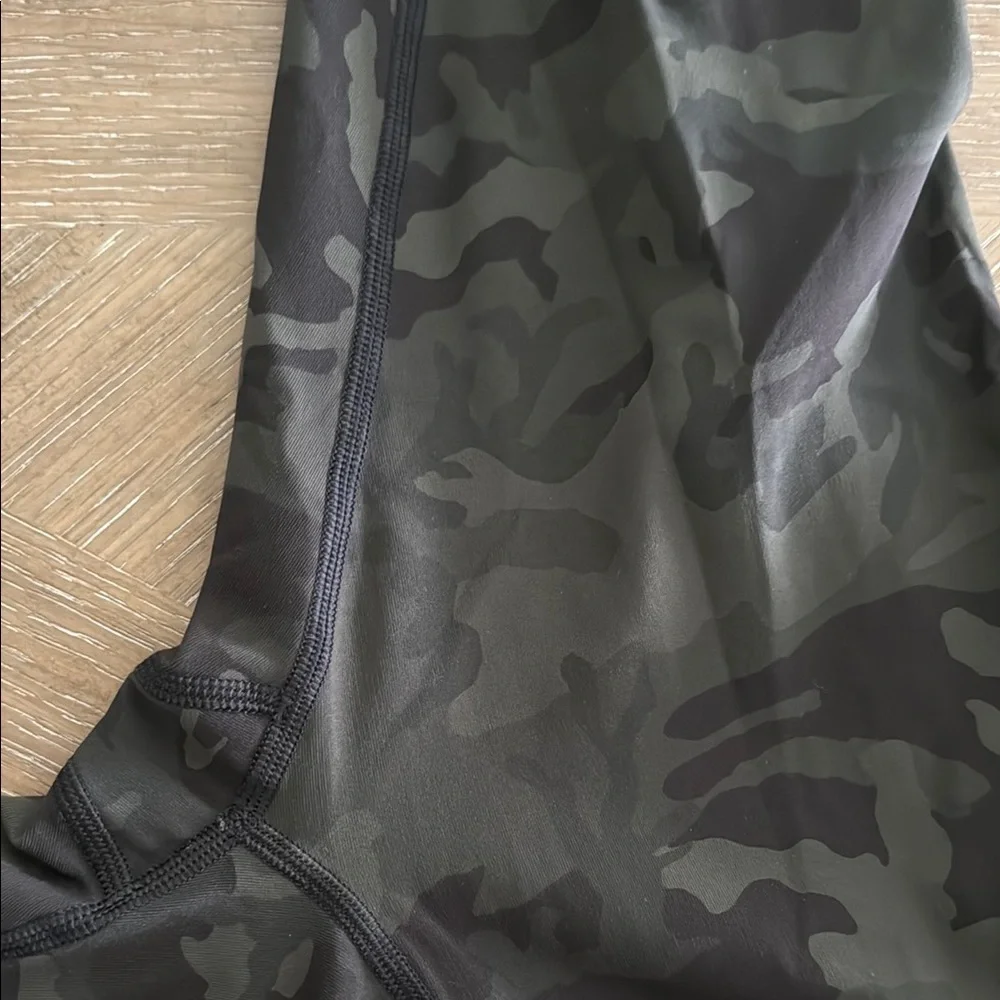 Lululemon Athletica Camo Green Leggings High Waist Performance - Picture 6 of 6